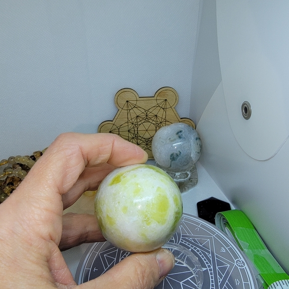 JADE EGG - Picture 4 of 5